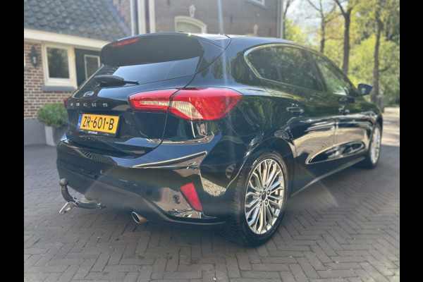 Ford Focus 1.0 125pk Tit. Bns Navi, Carplay, 17” LMV, Trekhaak