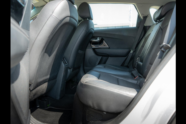Kia Niro 1.6 GDi Hybrid ExecutiveLine | Stoel en sturverwarming | Navigatie |