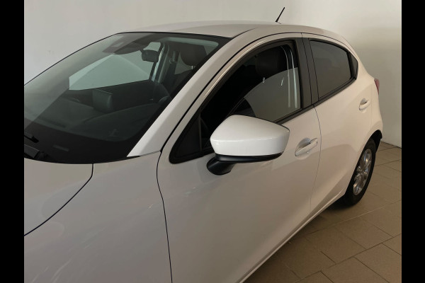 Mazda 2 1.5 Skyactiv-G Comfort AIRCO NAVI CRUISE BLUETOOTH MULTI STUUR PDC VELGEN 6 VERSN ZEER NETTE AUTO