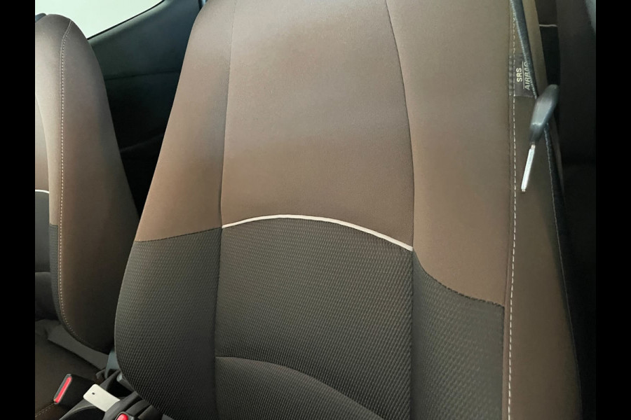Mazda 2 1.5 Skyactiv-G Comfort AIRCO NAVI CRUISE BLUETOOTH MULTI STUUR PDC VELGEN 6 VERSN ZEER NETTE AUTO