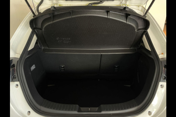Mazda 2 1.5 Skyactiv-G Comfort AIRCO NAVI CRUISE BLUETOOTH MULTI STUUR PDC VELGEN 6 VERSN ZEER NETTE AUTO