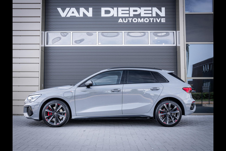 Audi A3 Sportback 45 TFSI e S edition Competition 3x S-Line - Nardo Grey! l RS Seat l HUD l ACC