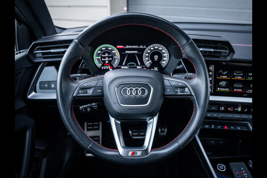 Audi A3 Sportback 45 TFSI e S edition Competition 3x S-Line - Nardo Grey! l RS Seat l HUD l ACC