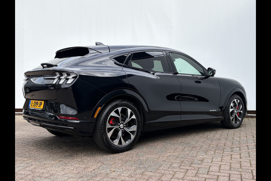 Ford Mustang Mach-E AWD 75 kWh Pano 360° Memory Stoel/Stuurverw B&O Leer Orig.NL BOMVOL!