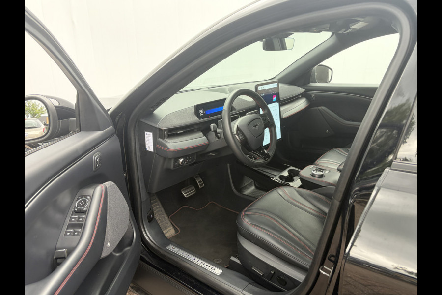 Ford Mustang Mach-E AWD 75 kWh Pano 360° Memory Stoel/Stuurverw B&O Leer Orig.NL BOMVOL!