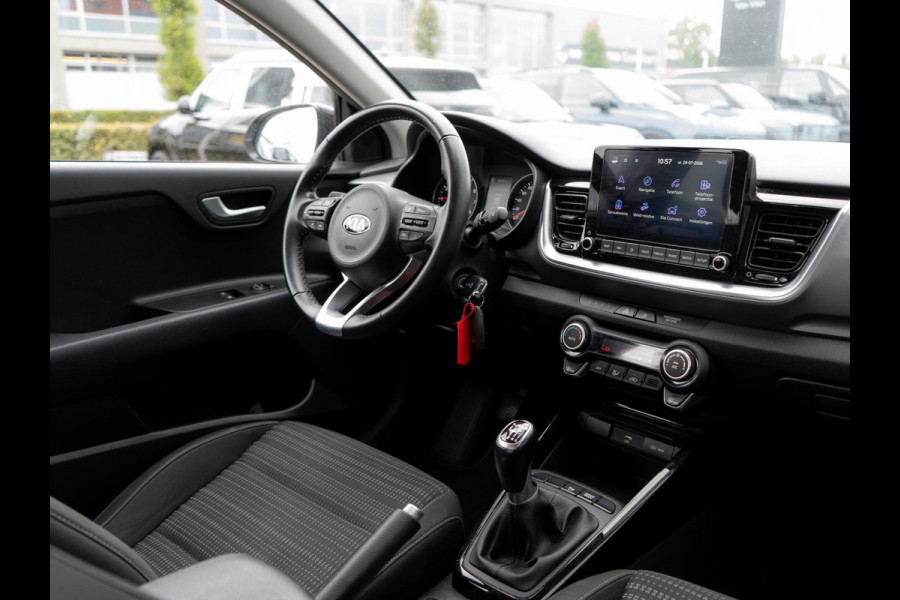 Kia Stonic 1.0 T-GDi MHEV DynamicLine | Navi | Achteruitrijcamera | Clima | CarPlay |
