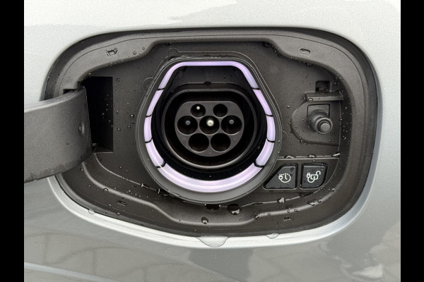 Ford Kuga 2.5 PHEV ST-Line X | 243pk | Driver Assistance pack | Matrix LED | Black Package | Wegklapbare Trekhaak | Panoramadak | Winterpack | 2.100kg Trekgewicht