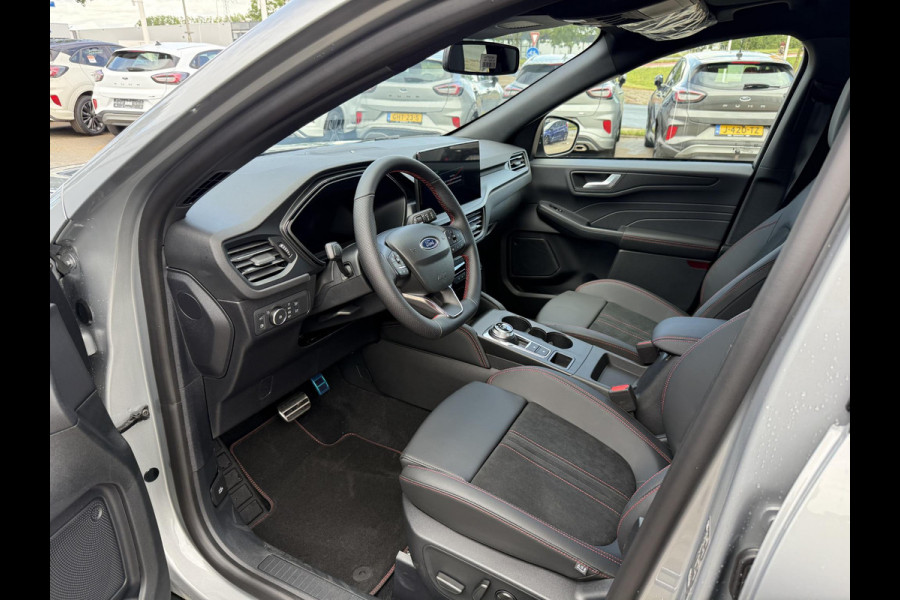 Ford Kuga 2.5 PHEV ST-Line X | 243pk | Driver Assistance pack | Matrix LED | Black Package | Wegklapbare Trekhaak | Panoramadak | Winterpack | 2.100kg Trekgewicht