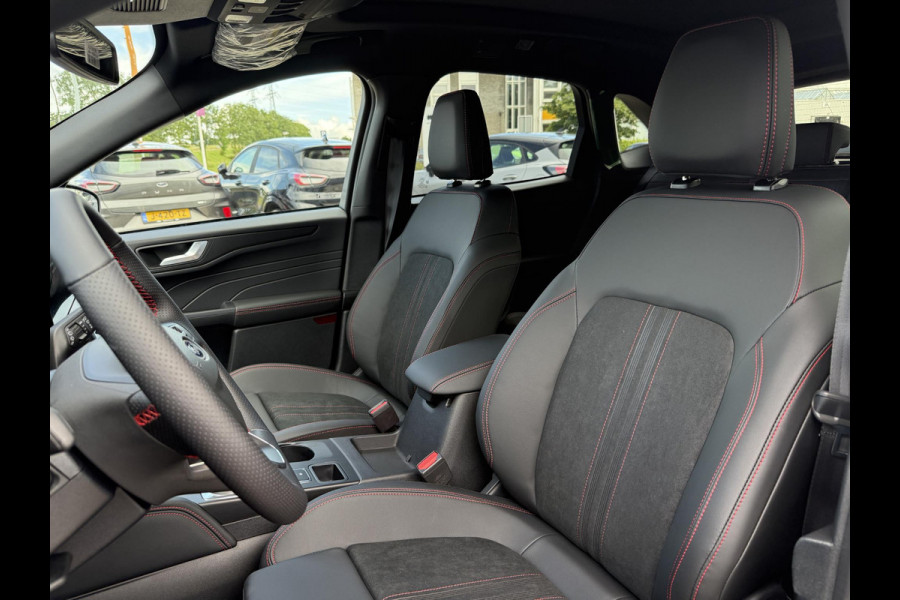 Ford Kuga 2.5 PHEV ST-Line X | 243pk | Driver Assistance pack | Matrix LED | Black Package | Wegklapbare Trekhaak | Panoramadak | Winterpack | 2.100kg Trekgewicht