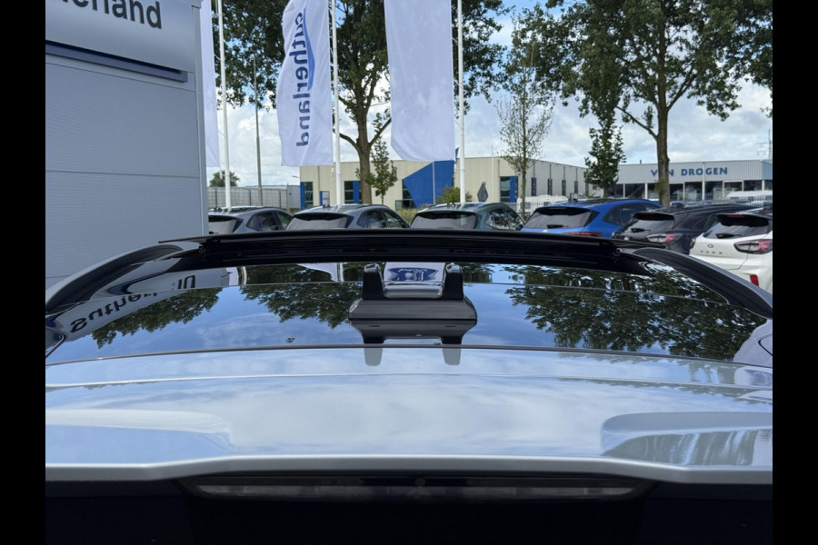Ford Kuga 2.5 PHEV ST-Line X | 243pk | Driver Assistance pack | Matrix LED | Black Package | Wegklapbare Trekhaak | Panoramadak | Winterpack | 2.100kg Trekgewicht