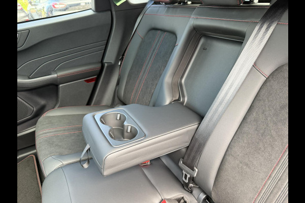 Ford Kuga 2.5 PHEV ST-Line X | 243pk | Driver Assistance pack | Matrix LED | Black Package | Wegklapbare Trekhaak | Panoramadak | Winterpack | 2.100kg Trekgewicht