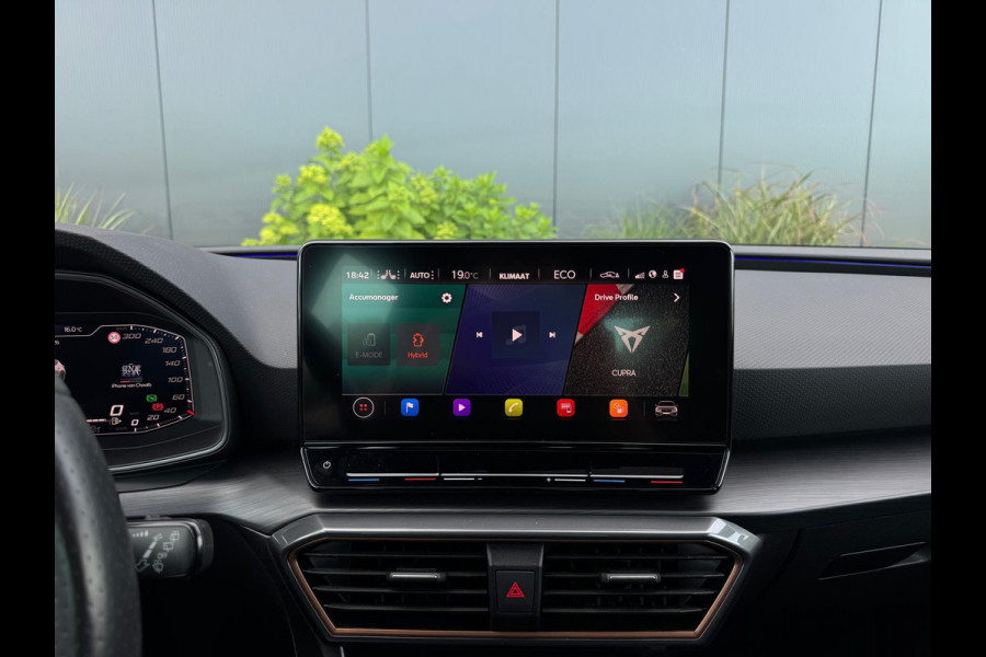 CUPRA Leon 1.4 e-Hybrid VZ Copper 245PK PANO|NAVI|APPLE CARPLAY