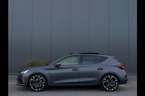 CUPRA Leon 1.4 e-Hybrid VZ Copper 245PK PANO|NAVI|APPLE CARPLAY