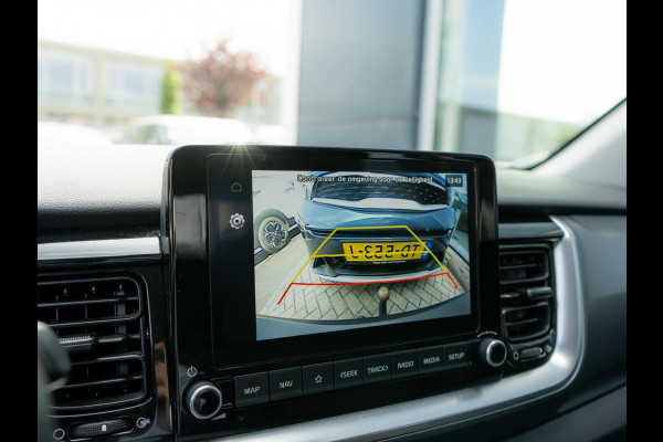 Kia Stonic 1.0 T-GDi MHEV DynamicLine | Navigatie | Achteruitrijcamera | Trekhaak |