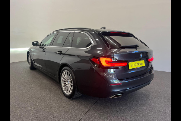 BMW 5 Serie Touring 530e High Executive Panoramadak Navigatie Apple Carplay Android Auto 360 camera Parkeerhulp Cruise Control Adaptieve LED-koplampen Stoelverwarming Leder Climate Control Lichtmetalen velgen Privacy Glass