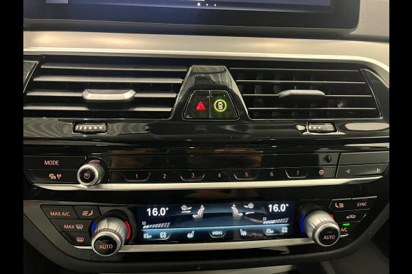 BMW 5 Serie Touring 530e High Executive Panoramadak Navigatie Apple Carplay Android Auto 360 camera Parkeerhulp Cruise Control Adaptieve LED-koplampen Stoelverwarming Leder Climate Control Lichtmetalen velgen Privacy Glass