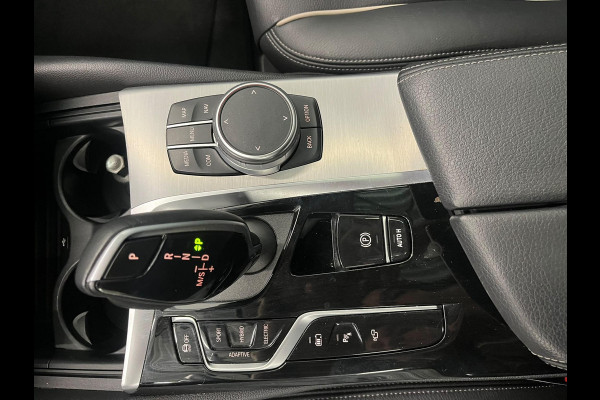 BMW 5 Serie Touring 530e High Executive Panoramadak Navigatie Apple Carplay Android Auto 360 camera Parkeerhulp Cruise Control Adaptieve LED-koplampen Stoelverwarming Leder Climate Control Lichtmetalen velgen Privacy Glass