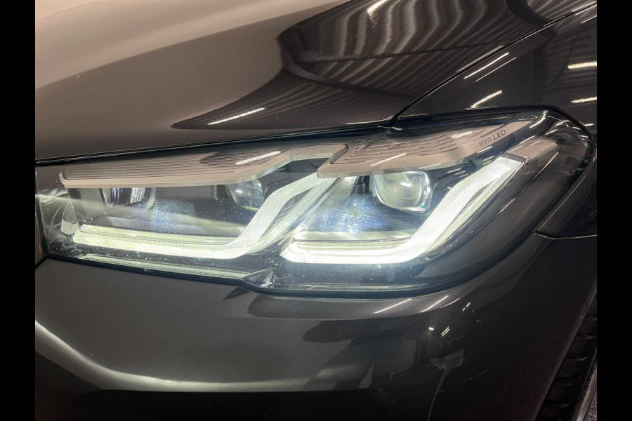BMW 5 Serie Touring 530e High Executive Panoramadak Navigatie Apple Carplay Android Auto 360 camera Parkeerhulp Cruise Control Adaptieve LED-koplampen Stoelverwarming Leder Climate Control Lichtmetalen velgen Privacy Glass