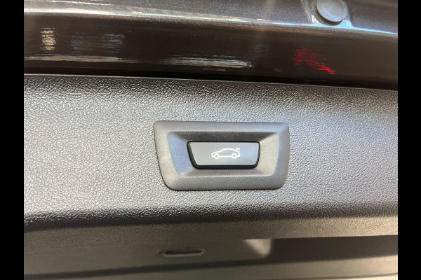 BMW 5 Serie Touring 530e High Executive Panoramadak Navigatie Apple Carplay Android Auto 360 camera Parkeerhulp Cruise Control Adaptieve LED-koplampen Stoelverwarming Leder Climate Control Lichtmetalen velgen Privacy Glass