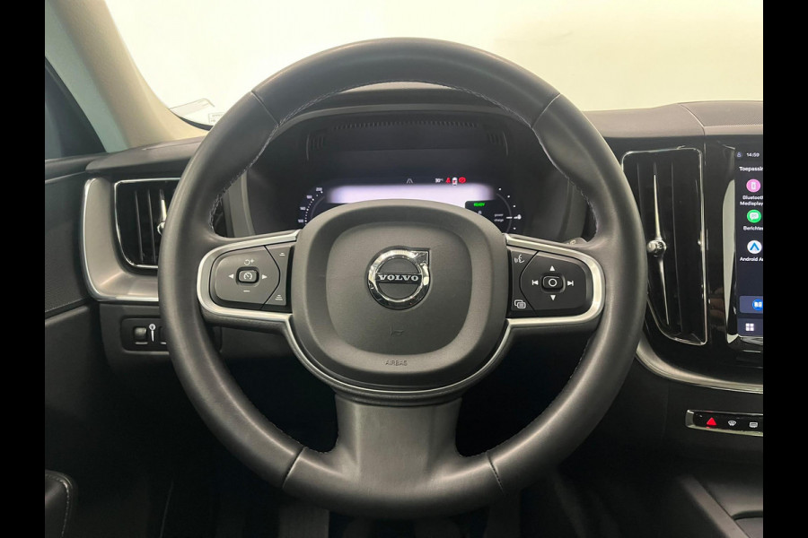 Volvo XC60 2.0 T6 Plug-in hybrid AWD Core Bright DEMO! Panoramadak Airco ECC PDC VA+Camera Full LED Elektrische achterklep Cruise Control Winter Pack