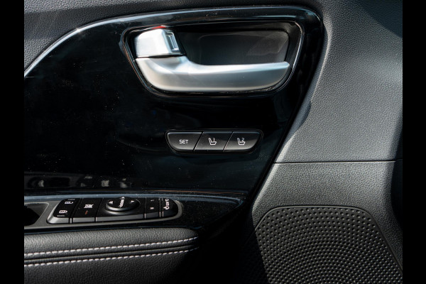 Kia e-Niro ExecutiveLine 64 kWh | Stoel en stuurverwarming / Stoel ventilatie | Navigatie |