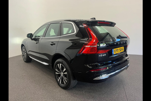 Volvo XC60 2.0 T6 Plug-in hybrid AWD Core Bright DEMO! Panoramadak Airco ECC PDC VA+Camera Full LED Elektrische achterklep Cruise Control Winter Pack