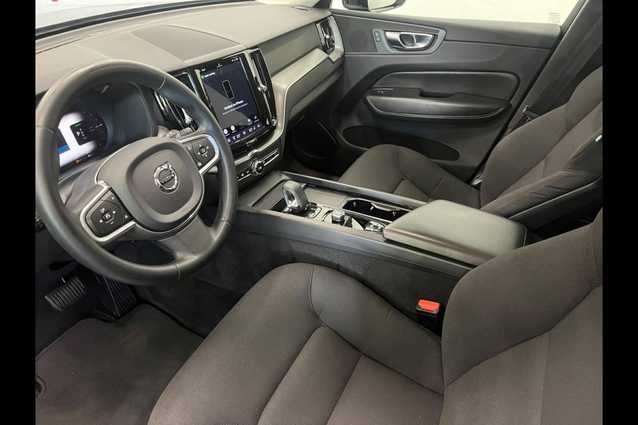 Volvo XC60 2.0 T6 Plug-in hybrid AWD Core Bright DEMO! Panoramadak Airco ECC PDC VA+Camera Full LED Elektrische achterklep Cruise Control Winter Pack