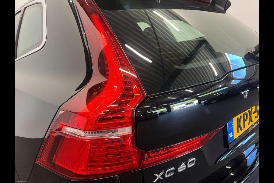 Volvo XC60 2.0 T6 Plug-in hybrid AWD Core Bright DEMO! Panoramadak Airco ECC PDC VA+Camera Full LED Elektrische achterklep Cruise Control Winter Pack