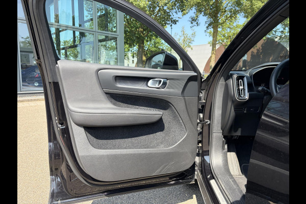 Volvo C40 Recharge Plus 69 kWh SOH 93% ADAPT. CRUISE CONTROL | WARMTEPOMP | STOEL & STUUR VERWARMING N( WINTERPAKKET )  | PANORAMA DAK | ELEK. ACHTERKLEP | 12 MND BOVAG GARANTIE