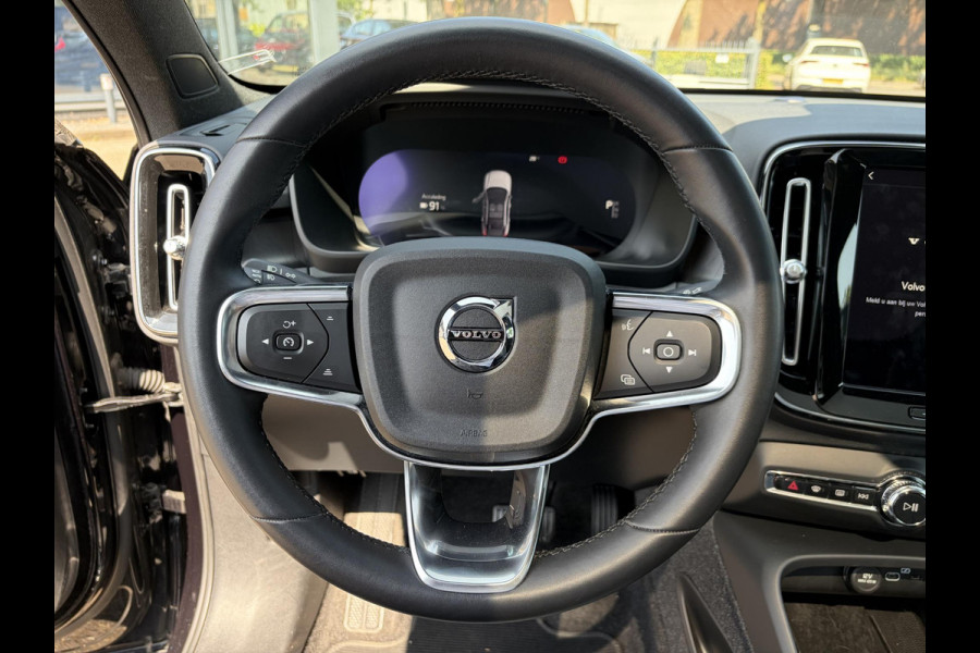 Volvo C40 Recharge Plus 69 kWh SOH 93% ADAPT. CRUISE CONTROL | WARMTEPOMP | STOEL & STUUR VERWARMING N( WINTERPAKKET )  | PANORAMA DAK | ELEK. ACHTERKLEP | 12 MND BOVAG GARANTIE