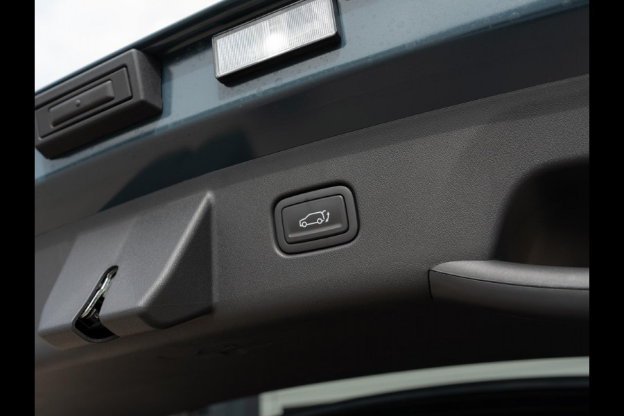 Kia Seltos 1.6 GDi Hybrid X-Line | Stoel en stuurverwarming / Ventilatie | Navigatie |