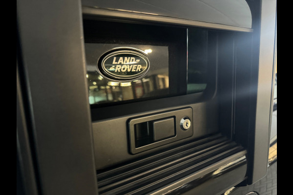 Land Rover Defender 110 2.0 P400e 110 XS Edition Pano|Dodehoek|Memory|Lane Assist