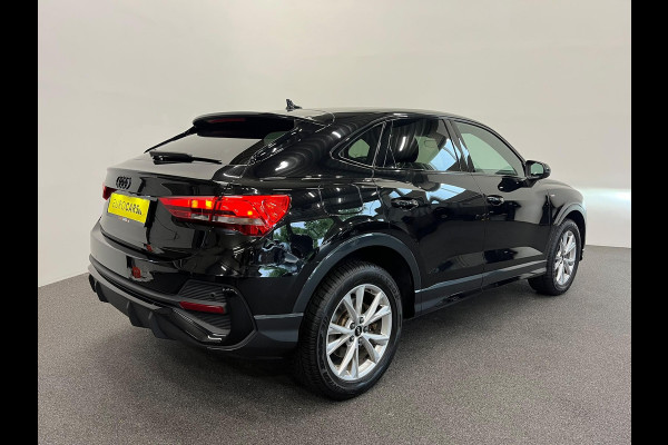 Audi Q3 Sportback 45 TFSI e S Edition PHEV Navigatie Apple Carplay Android Auto Camera Parkeerhulp Cruise Control Virtual Cockpit Full Led Elektrische achterklep Climate Control Lichtmetalen velgen