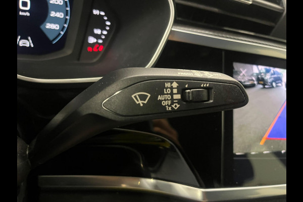 Audi Q3 Sportback 45 TFSI e S Edition PHEV Navigatie Apple Carplay Android Auto Camera Parkeerhulp Cruise Control Virtual Cockpit Full Led Elektrische achterklep Climate Control Lichtmetalen velgen