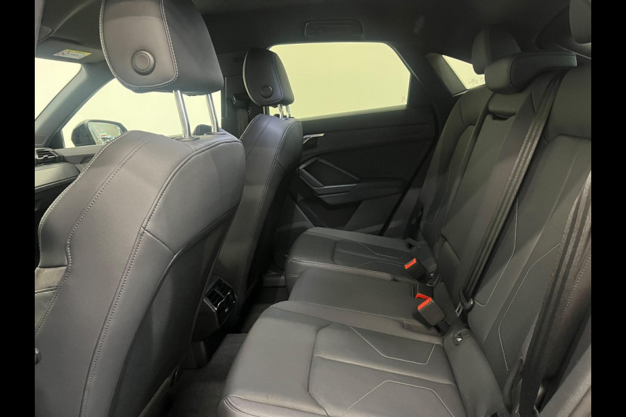 Audi Q3 Sportback 45 TFSI e S Edition PHEV Navigatie Apple Carplay Android Auto Camera Parkeerhulp Cruise Control Virtual Cockpit Full Led Elektrische achterklep Climate Control Lichtmetalen velgen