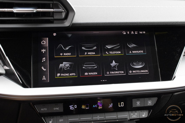 Audi A3 Sportback 40 TFSIe S line PANO MAXTON MATRIX MASSAGE KEYLESS