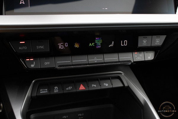 Audi A3 Sportback 40 TFSIe S line PANO MAXTON MATRIX MASSAGE KEYLESS