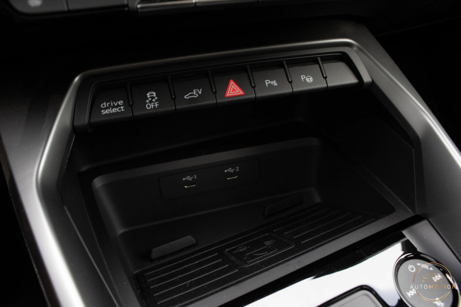 Audi A3 Sportback 40 TFSIe S line PANO MAXTON MATRIX MASSAGE KEYLESS