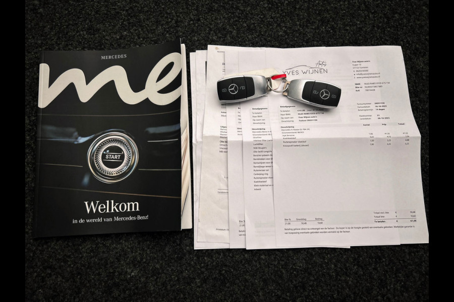 Mercedes-Benz A-Klasse 160 Advantage AMG | Origineel NL | Wide Screen | Carplay | Camera | Sfeer Verlichting |