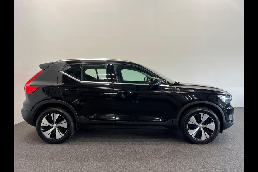Volvo XC40 1.5 T4 Recharge Inscription Expression Wegklapbare trekhaak Navigatie Apple Carplay Android Auto Camera Parkeerhulp Adaptive Cruise Control Harman Kardon Full Led Climate Control Lichtmetalen velgen