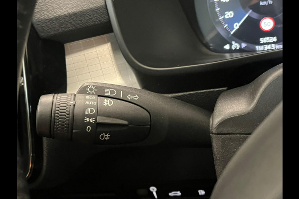 Volvo XC40 1.5 T4 Recharge Inscription Expression Wegklapbare trekhaak Navigatie Apple Carplay Android Auto Camera Parkeerhulp Adaptive Cruise Control Harman Kardon Full Led Climate Control Lichtmetalen velgen