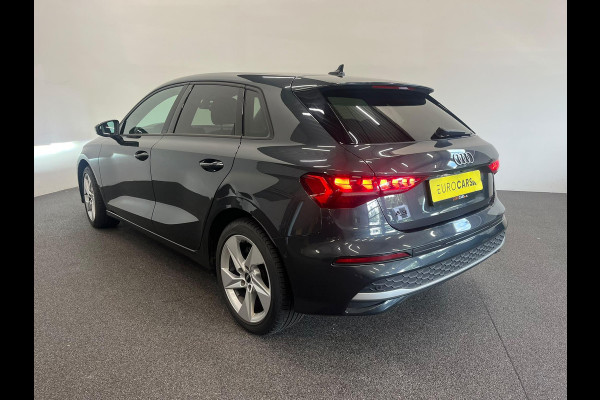 Audi A3 Sportback 30 TFSI Advanced edition Navigatie Apple Carplay Android Auto Camera Parkeerhulp Adaptive Cruise Control Stoelverwarming Virtual Cockpit Full Led Climate Control Lichtmetalen velgen