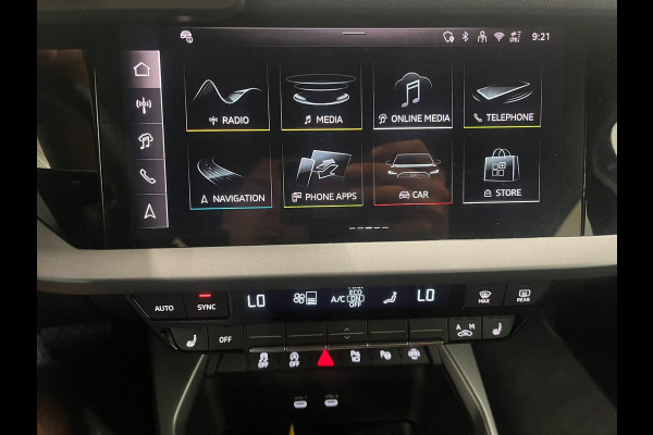Audi A3 Sportback 30 TFSI Advanced edition Navigatie Apple Carplay Android Auto Camera Parkeerhulp Adaptive Cruise Control Stoelverwarming Virtual Cockpit Full Led Climate Control Lichtmetalen velgen