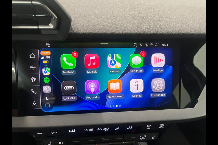 Audi A3 Sportback 30 TFSI Advanced edition Navigatie Apple Carplay Android Auto Camera Parkeerhulp Adaptive Cruise Control Stoelverwarming Virtual Cockpit Full Led Climate Control Lichtmetalen velgen