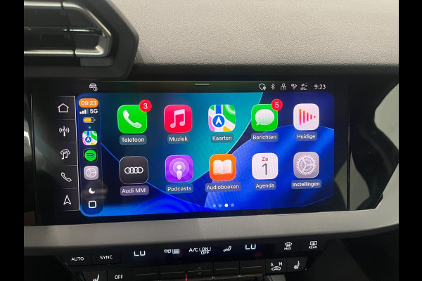 Audi A3 Sportback 30 TFSI Advanced edition Navigatie Apple Carplay Android Auto Camera Parkeerhulp Adaptive Cruise Control Stoelverwarming Virtual Cockpit Full Led Climate Control Lichtmetalen velgen