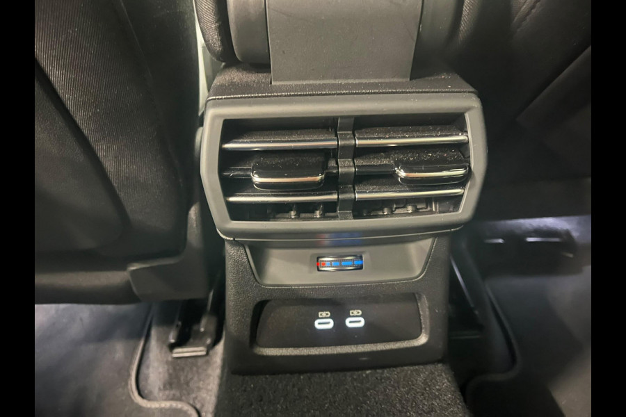 Audi A3 Sportback 30 TFSI Advanced edition Navigatie Apple Carplay Android Auto Camera Parkeerhulp Adaptive Cruise Control Stoelverwarming Virtual Cockpit Full Led Climate Control Lichtmetalen velgen