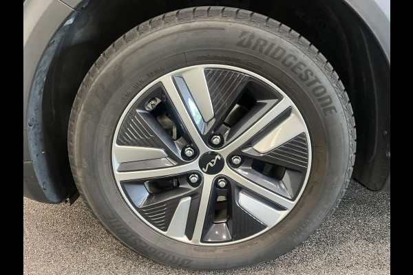 Kia Niro 1.6 GDi PHEV Pulse Schuifdak Navigatie Apple Carplay Android Auto Camera Parkeersensoren achter Adaptive Cruise Control Full Led Half leder Climate Control Lichtmetalen velgen
