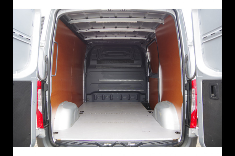 Mercedes-Benz Sprinter 317 1.9 CDI L1H1 RWD L1H1 AUT. LED, ADAPT. CRUISE, MBUX 10'', GEV. STOEL, CAMERA, NAVI, CLIMA, VOORRUITVERWARMING