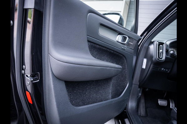 Volvo XC40 1.5 T5 Recharge R-Design - ACC l Trekhaak l Memory l Camera