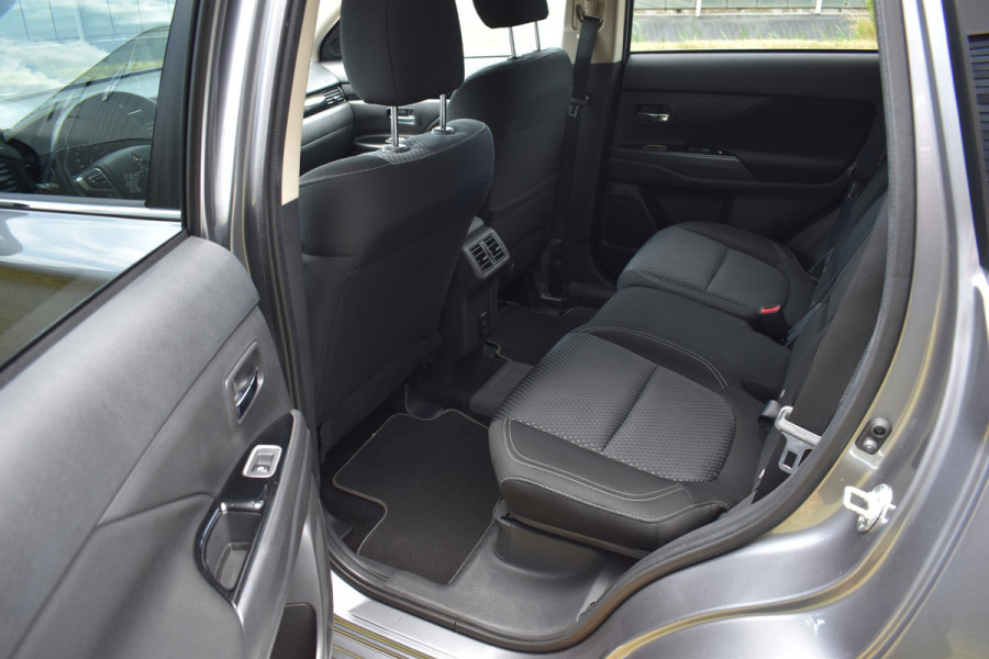 Mitsubishi Outlander 2.4 PHEV Instyle Plugin-hybride